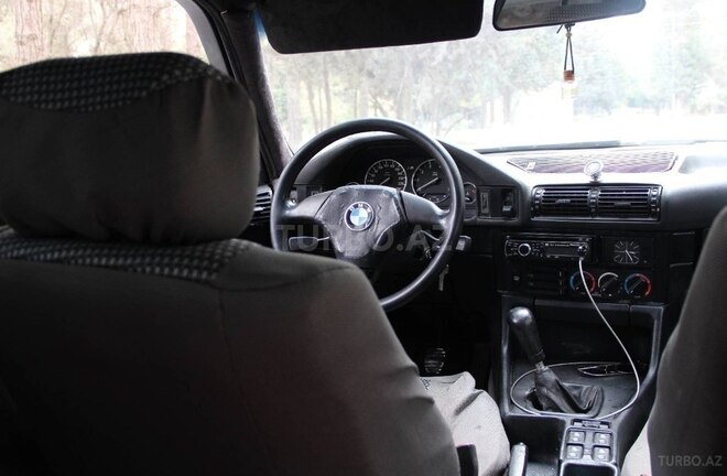 BMW 520 1992, 341,289 km - 2.0 l - Sumqayıt