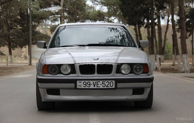 BMW 520 1992, 341,289 km - 2.0 l - Sumqayıt