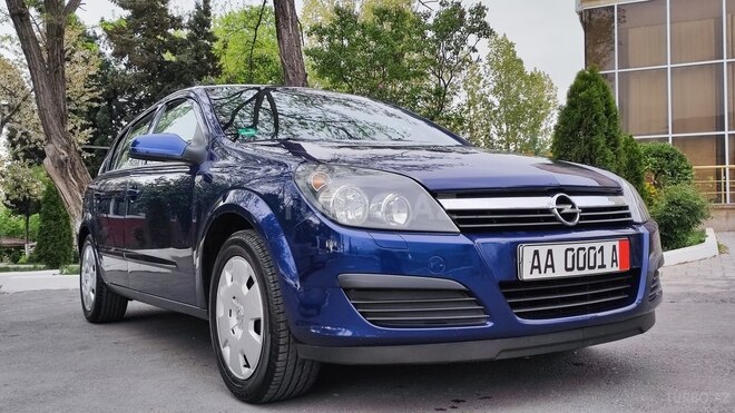 Opel Astra 2006, 198,500 km - 1.6 л - Qəbələ