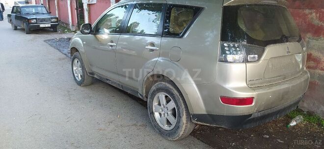 Mitsubishi Outlander 2007, 409,568 km - 2.4 л - Kürdəmir