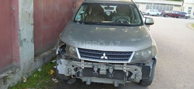 Mitsubishi Outlander 2007, 409,568 km - 2.4 л - Kürdəmir