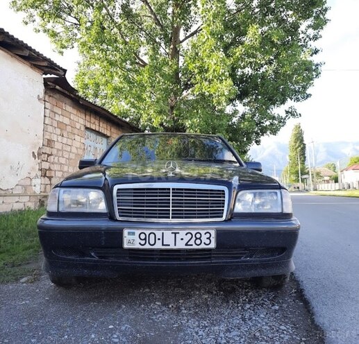 Mercedes C 180 1998, 352,000 km - 1.8 l - İsmayıllı