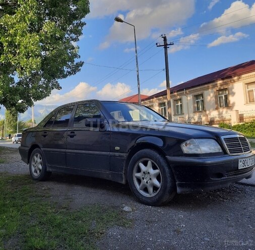 Mercedes C 180 1998, 352,000 km - 1.8 l - İsmayıllı