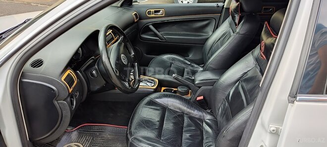 Volkswagen Passat 2004, 363,000 km - 1.8 l - Bakı