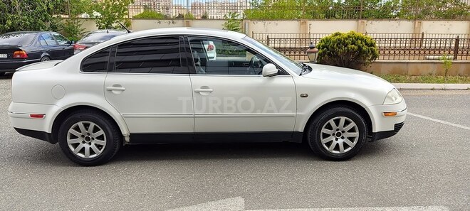 Volkswagen Passat 2004, 363,000 km - 1.8 l - Bakı