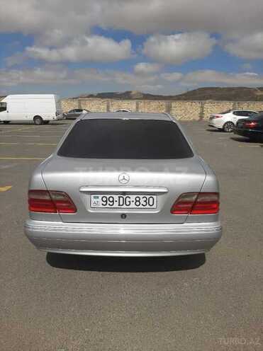 Mercedes E 240 2000, 520,000 km - 2.4 l - Bakı
