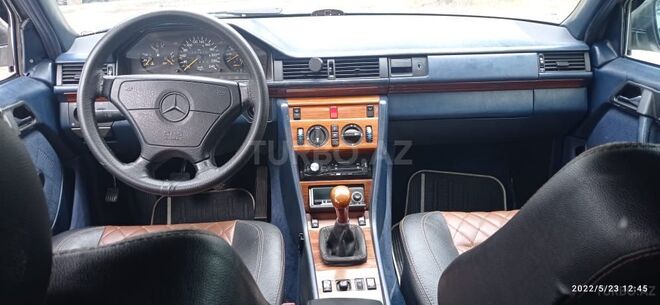 Mercedes E 220 1994, 460,000 km - 2.2 l - Bakı