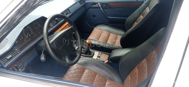 Mercedes E 220 1994, 460,000 km - 2.2 l - Bakı
