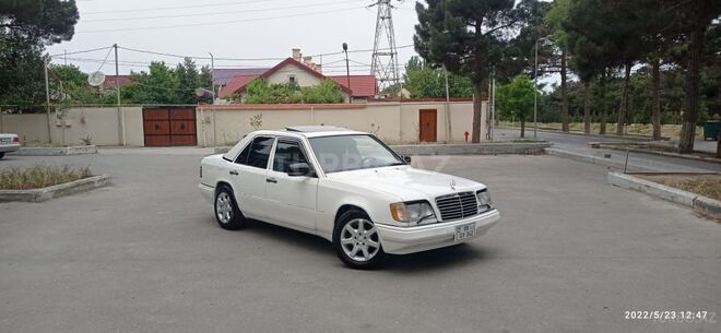 Mercedes E 220 1994, 460,000 km - 2.2 l - Bakı