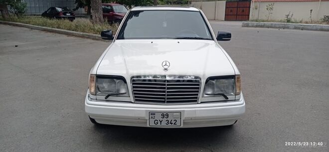 Mercedes E 220 1994, 460,000 km - 2.2 l - Bakı