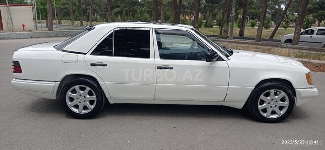 Mercedes E 220 1994, 460,000 km - 2.2 l - Bakı