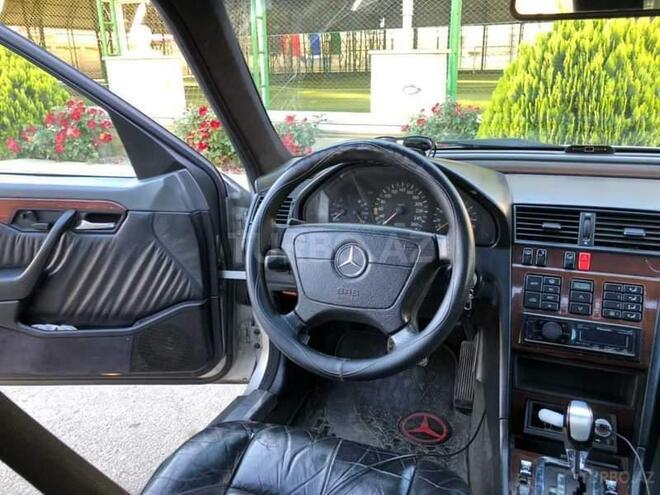 Mercedes C 280 1995, 289,200 km - 2.8 л - Bakı