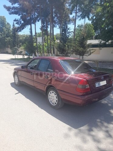 Mercedes C 220 1995, 321,123 km - 2.2 l - Sabirabad