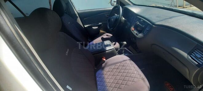 Kia Rio 2009, 390,000 km - 1.4 l - Bakı