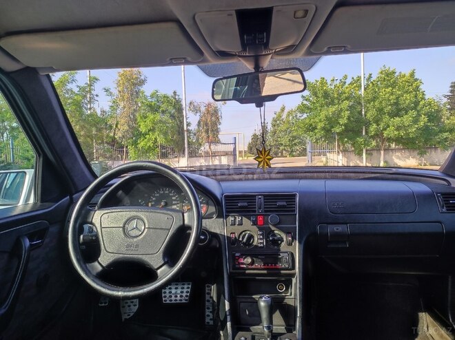 Mercedes C 180 1995, 305,000 km - 2.0 l - Sabirabad