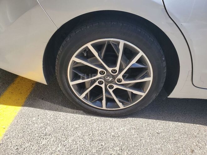 Hyundai Elantra 2017, 77,249 km - 1.4 l - Bakı
