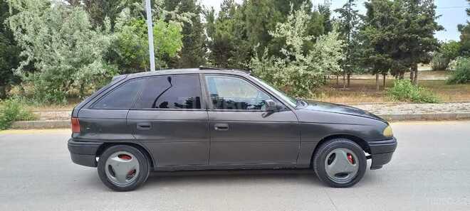Opel Astra 1997, 334,000 km - 1.6 л - Bakı