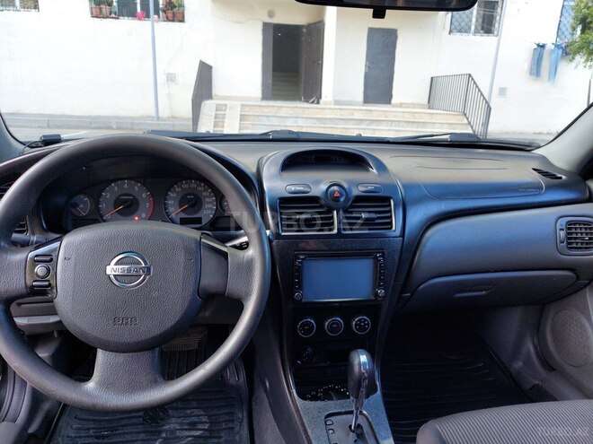 Nissan Sunny 2011, 257,000 km - 1.6 l - Bakı