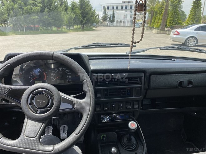 LADA (VAZ) Niva 2013, 34,000 km - 1.7 l - Astara