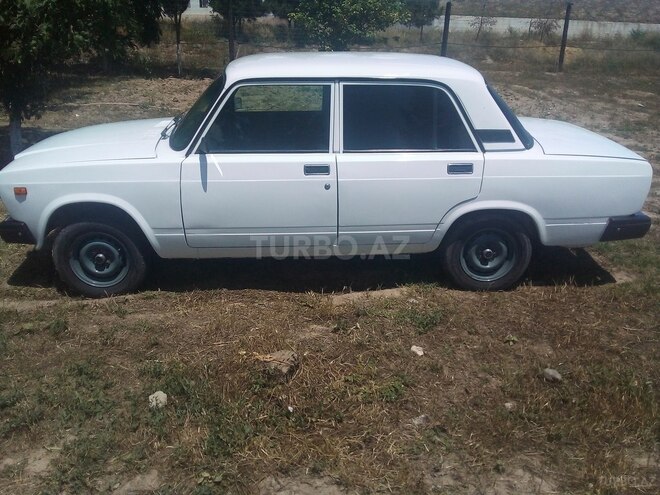 LADA (VAZ) 2107 2005, 45,000 km - 1.5 l - Horadiz