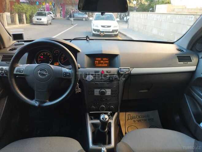 Opel Astra 2005, 208,000 km - 1.4 l - Bakı