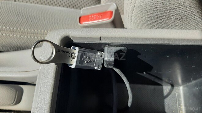 Honda Insight 2010, 162,000 km - 1.3 l - Bakı