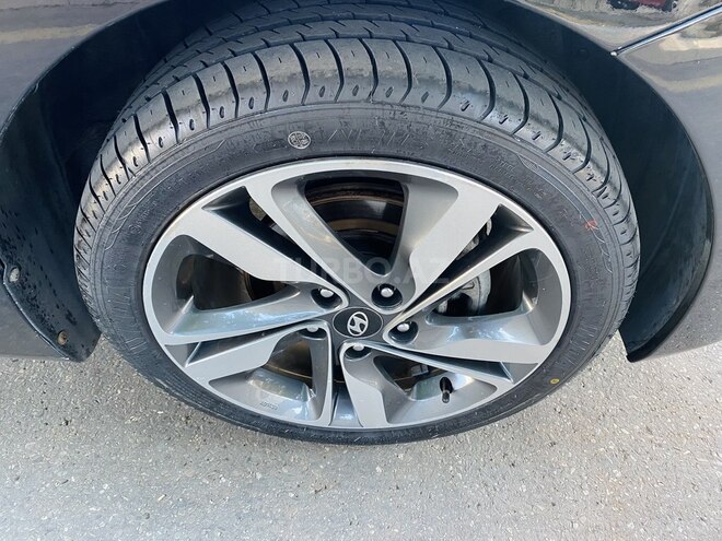 Hyundai Elantra 2015, 80,830 km - 1.8 l - Bakı