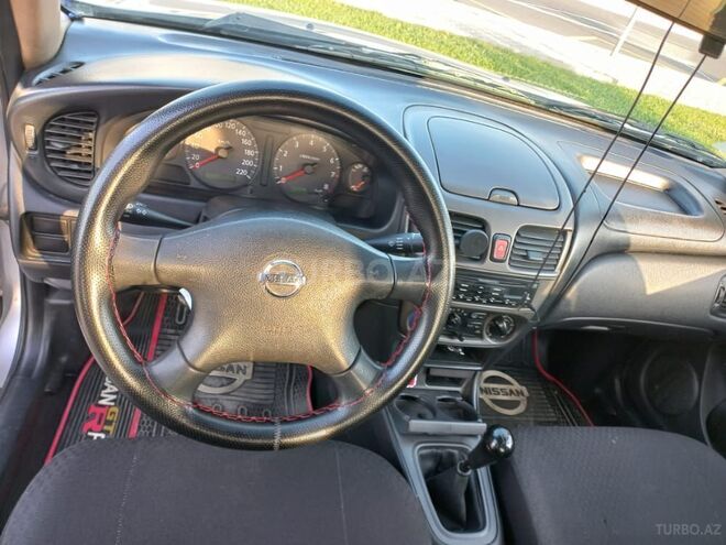 Nissan Sunny 2004, 230,000 km - 1.6 л - Bakı