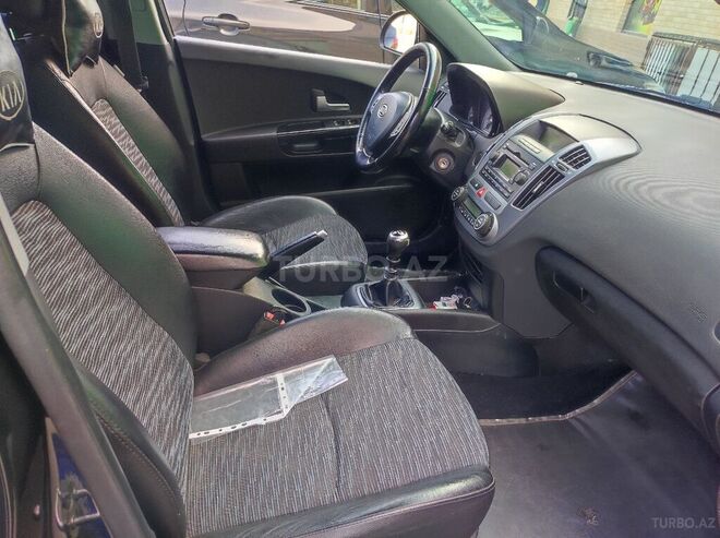 Kia Ceed 2007, 267,000 km - 1.6 l - Yevlax