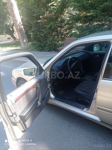 Mercedes C 230 1997, 370,000 km - 2.3 l - Bakı