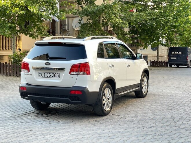 Kia Sorento 2010, 129,000 km - 2.0 л - Bakı