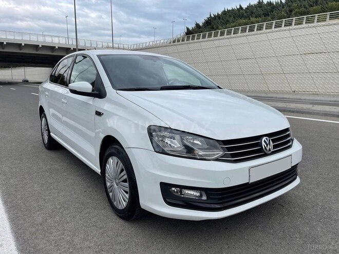 Volkswagen Polo 2019, 100,000 km - 1.6 l - Bakı