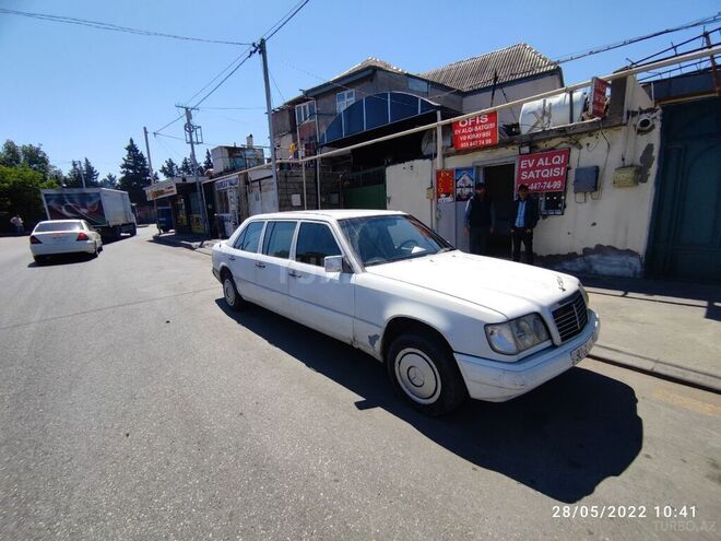 Mercedes E 260 1990, 350,000 km - 2.6 l - Bakı