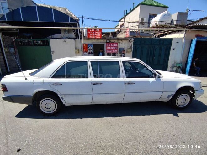 Mercedes E 260 1990, 350,000 km - 2.6 l - Bakı