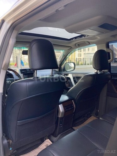 Toyota Prado 2012, 135,000 km - 4.0 l - Bakı