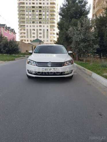 Volkswagen Passat 2014, 117,000 km - 1.8 л - Bakı