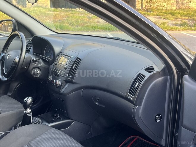 Hyundai i30 2010, 187,000 km - 1.6 л - Bakı