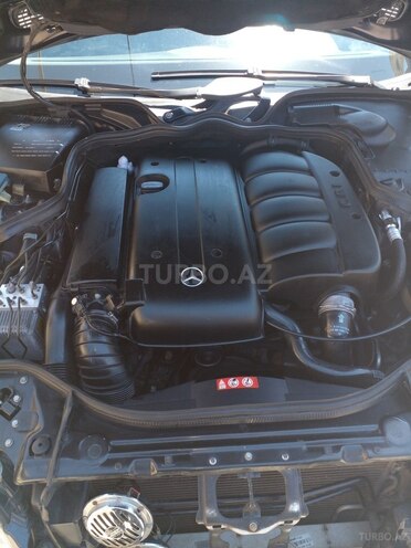 Mercedes E 220 2004, 428,000 km - 2.2 l - Bakı