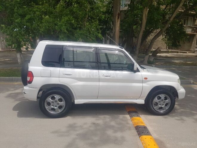 Mitsubishi Pajero io 1999, 211,000 km - 1.8 l - Bakı