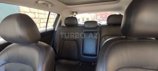 Kia Sportage 2011, 124,241 km - 2.0 l - Bakı