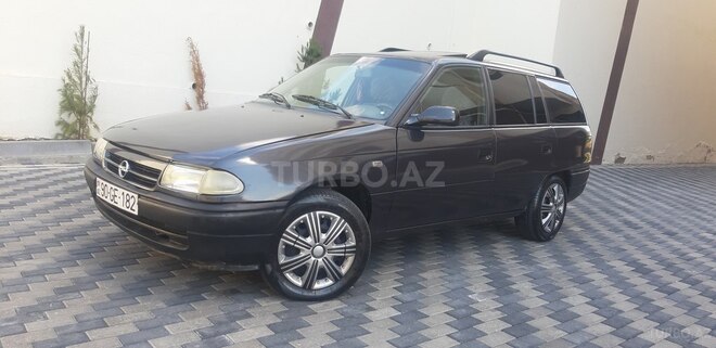 Opel Astra 1993, 320,000 km - 2.0 l - Bakı