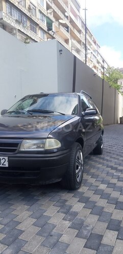 Opel Astra 1993, 320,000 km - 2.0 l - Bakı