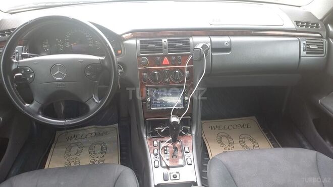 Mercedes E 220 2000, 346,000 km - 2.2 l - Bakı