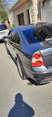 Volkswagen Passat 2001, 260,000 km - 2.0 l - Bakı