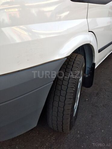 Ford Transit 2011, 277,300 km - 2.4 l - Bakı