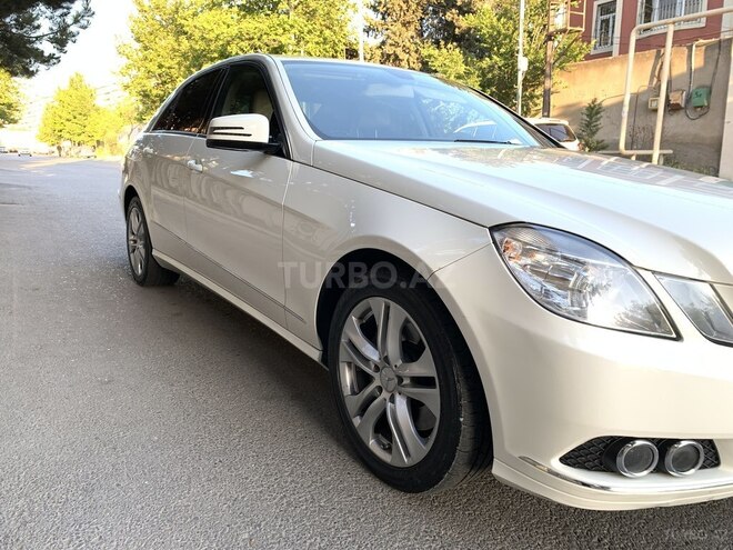 Mercedes E 350 2011, 115,000 km - 3.5 l - Bakı