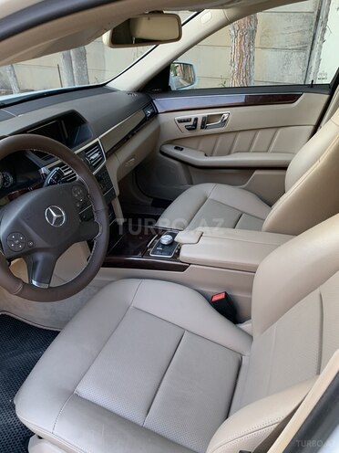 Mercedes E 350 2011, 115,000 km - 3.5 l - Bakı