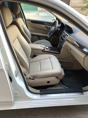 Mercedes E 350 2011, 115,000 km - 3.5 l - Bakı