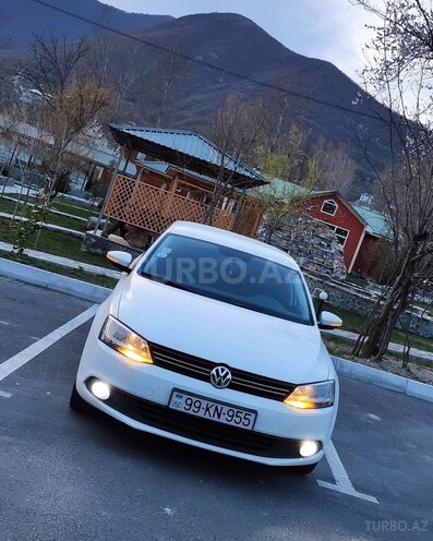 Volkswagen Jetta 2013, 92,000 km - 1.6 l - Şəki