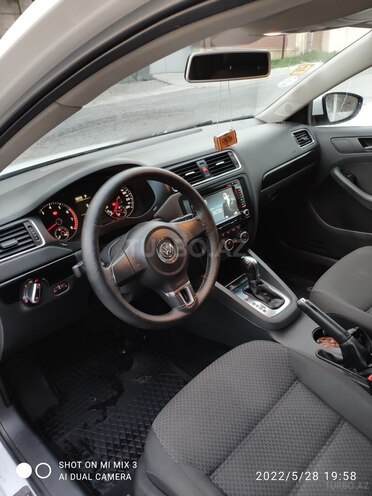 Volkswagen Jetta 2013, 92,000 km - 1.6 l - Şəki